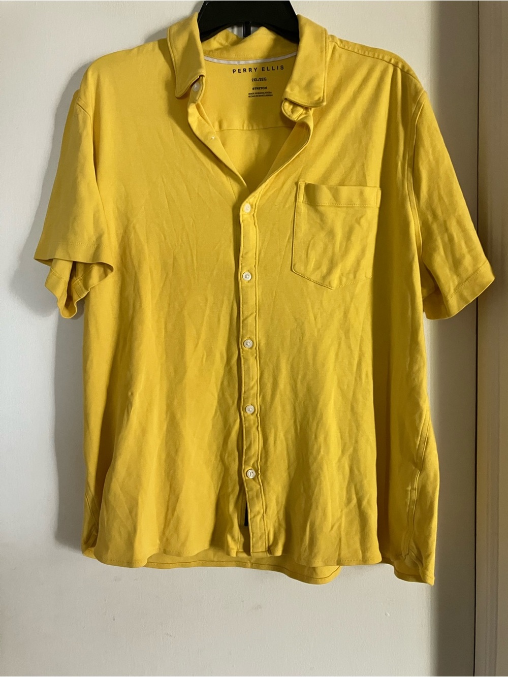 Perry Ellis Men’s Bright Yellow Short-Sleeve Button-Down Shirt